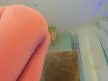 Lilian_Kroft Chaturbate stream image from January 10, 2025