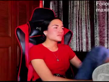 Maxine66 Chaturbate stream image from January 10, 2025