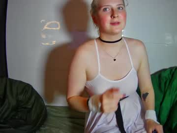 Passion_Luna Chaturbate stream image from January 10, 2025