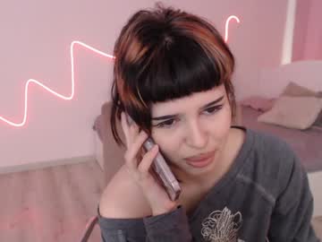 Remyfoxxx Chaturbate stream image from January 10, 2025