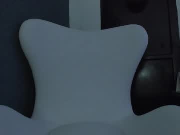 Curlygirll_ stream image from January 10, 2025