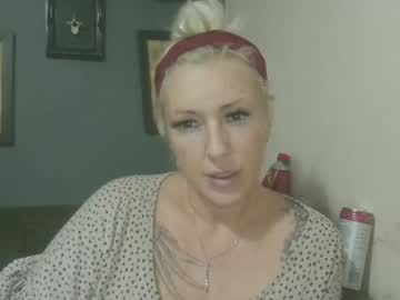 Darcyduke Chaturbate stream image from January 10, 2025