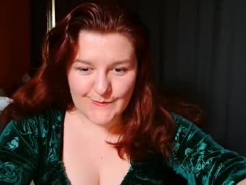 Erikaredamber Chaturbate stream image from January 10, 2025