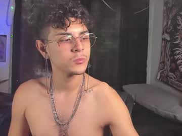 Letrip__ Chaturbate stream image from January 10, 2025