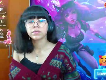 Nataly_Cloud Chaturbate stream image from January 10, 2025