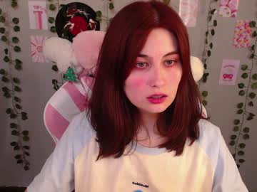Sarakinski Chaturbate stream image from January 10, 2025