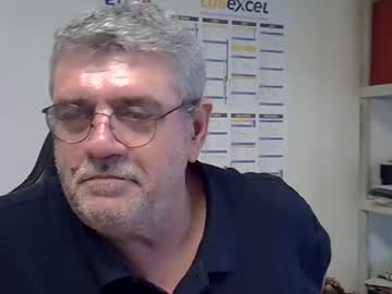 Hippopotame17 Chaturbate stream image from January 10, 2025