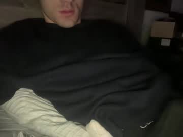 Midnbendrr Chaturbate stream image from January 10, 2025