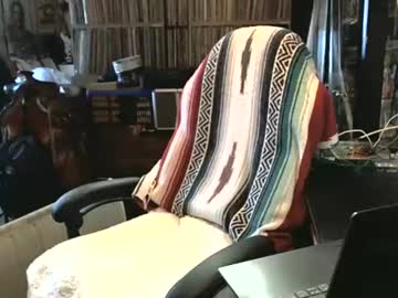 Sexyolbear Chaturbate stream image from January 10, 2025