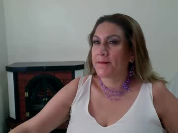 Yayita_Mature Chaturbate stream image from January 10, 2025