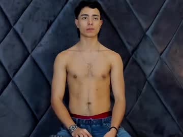 Joshrashford Chaturbate stream image from January 10, 2025