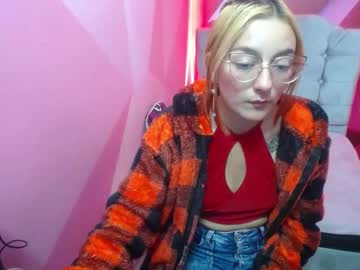 Perla_Red Chaturbate stream image from January 10, 2025