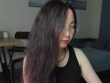 Avroraromance Chaturbate stream image from January 10, 2025