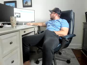 Boredhorndog Chaturbate stream image from January 10, 2025