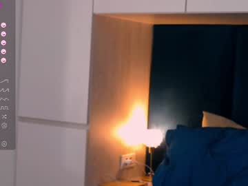Alexa_Clarks Chaturbate stream image from January 10, 2025