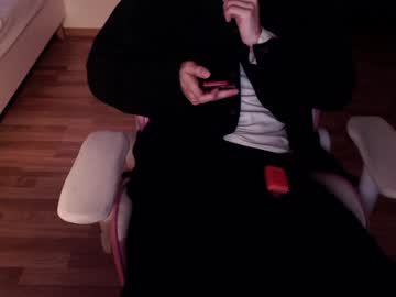 Arthdom Chaturbate stream image from January 10, 2025