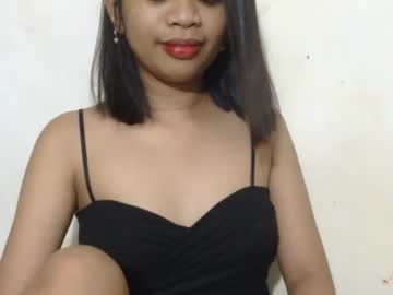 Prettymexxx Chaturbate stream image from January 10, 2025