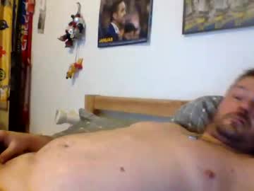 Saschacrow Chaturbate stream image from January 10, 2025