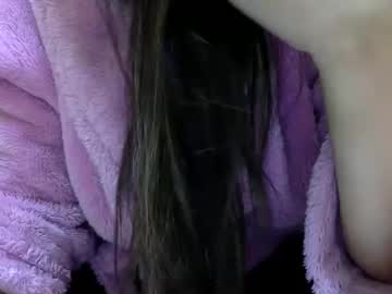Bermudatriangle12 Chaturbate stream image from January 10, 2025