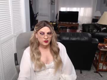 Sandradee19555 Chaturbate stream image from January 10, 2025