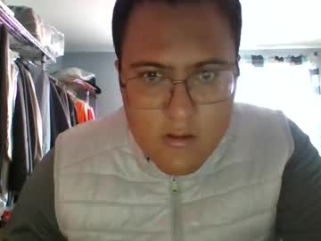Urielmedina960831 Chaturbate stream image from January 10, 2025