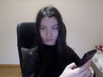 Vivianngray Chaturbate stream image from January 10, 2025