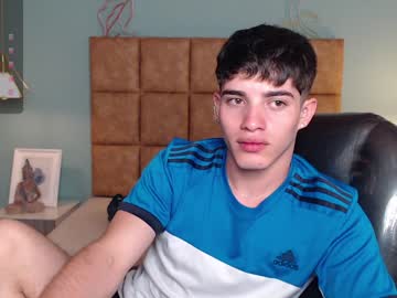 Alejootwink_ Chaturbate stream image from January 10, 2025