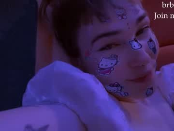 Foxrinehelen Chaturbate stream image from January 10, 2025