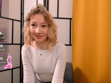 Gladysaxley Chaturbate stream image from January 10, 2025