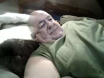 Hotandhornyxxx1 Chaturbate stream image from January 10, 2025