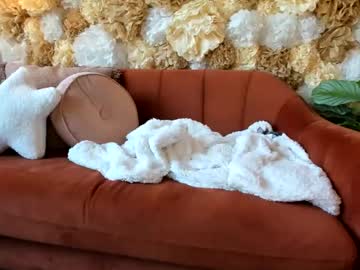 Taylorxxxrae Chaturbate stream image from January 10, 2025