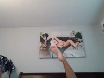 Ticklemepink696969 Chaturbate stream image from January 10, 2025