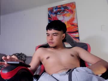Axcell_03 Chaturbate stream image from January 10, 2025