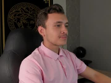 Desmond_Clark Chaturbate stream image from January 10, 2025