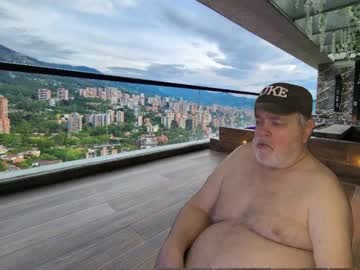 Bear4muscle Chaturbate stream image from January 10, 2025