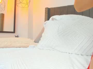 Ema_Rosse1 Chaturbate stream image from January 10, 2025