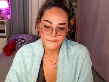 Midnightraven27 Chaturbate stream image from January 10, 2025