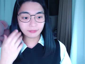 Zhaviahale Chaturbate stream image from January 10, 2025