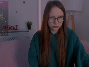 Adellinafayst Chaturbate stream image from January 10, 2025