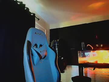 Alphanuts101 Chaturbate stream image from January 10, 2025