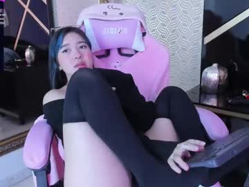 Lilithcary Chaturbate stream image from January 10, 2025