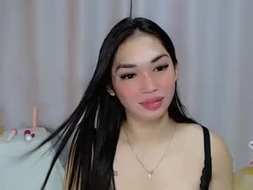 Nicolecellini Chaturbate stream image from January 10, 2025