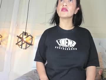 Slut_Milf1_ Chaturbate stream image from January 10, 2025