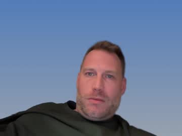 Chris2024x Chaturbate stream image from January 10, 2025
