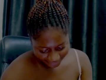 Freshbutt_Xx Chaturbate stream image from January 10, 2025