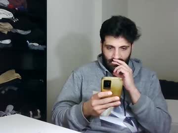 Italianboybcn Chaturbate stream image from January 10, 2025