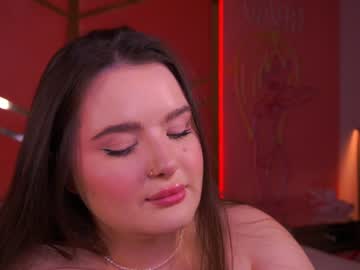 Cuteamberr Chaturbate stream image from January 11, 2025