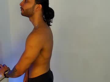 Massatgeserotics Chaturbate stream image from January 11, 2025