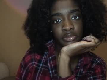 Uarentmani24 Chaturbate stream image from January 11, 2025