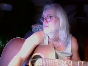 Amberr11 Chaturbate stream image from January 11, 2025